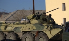 Ukraine mất căn cứ lớn cuối cùng ở Crimea